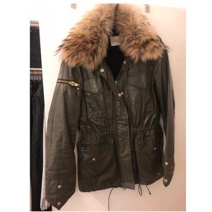 SAM Jacket with detachable Fox Fur Collar